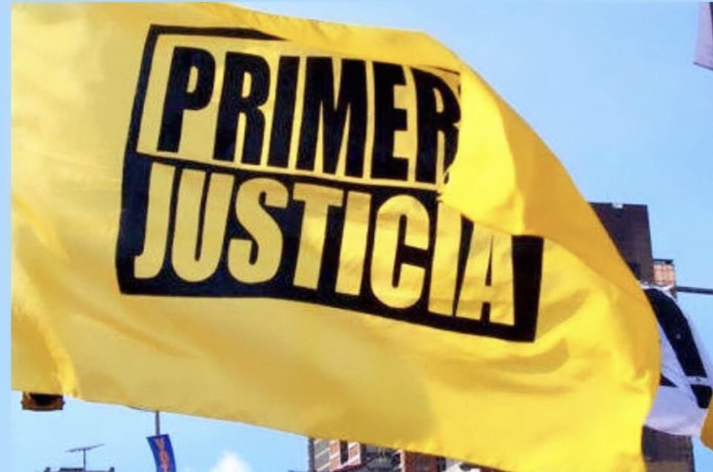 First Justice demands renewal of public positions as part of the transition process