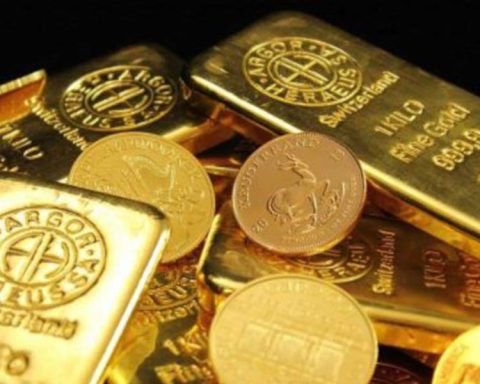 For the first time, an ounce of gold exceeded $5,000