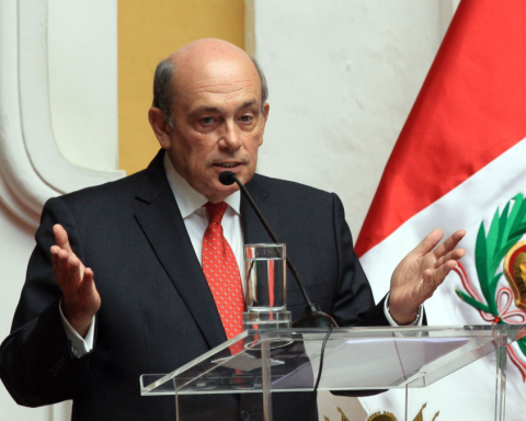 Foreign Minister rules out forced entry into the Mexican embassy due to the Betssy Chávez case