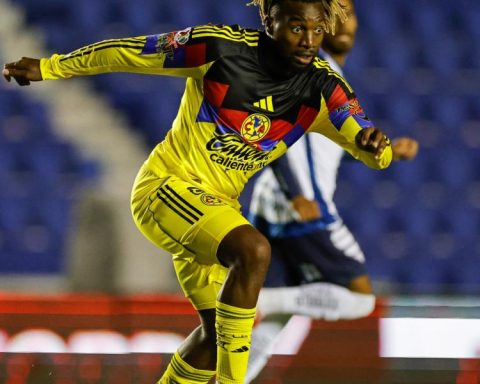 French striker Saint-Maximin leaves América