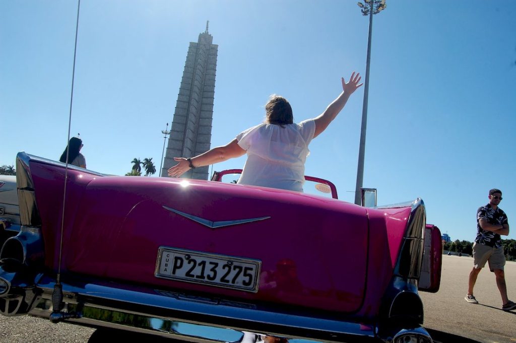 Goodbye in the Plaza