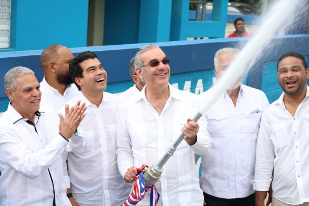 Government delivers new aqueduct in Villa Altagracia that guarantees drinking water to more than 73 thousand people