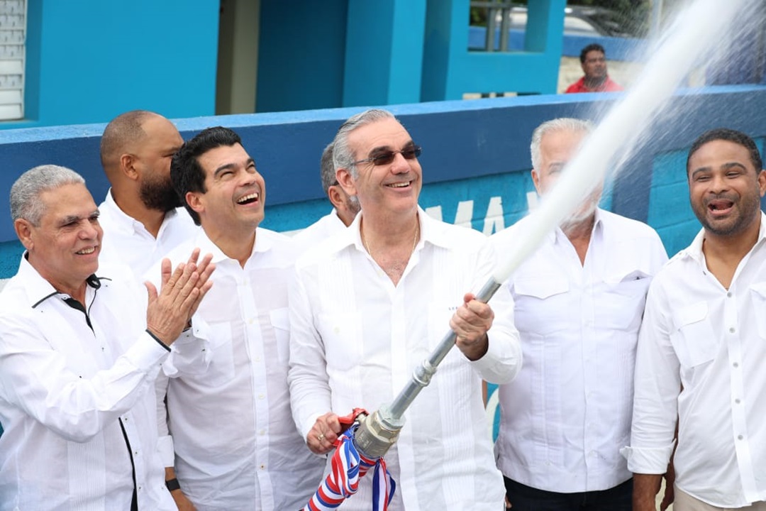 Government delivers new aqueduct in Villa Altagracia that guarantees drinking water to more than 73 thousand people