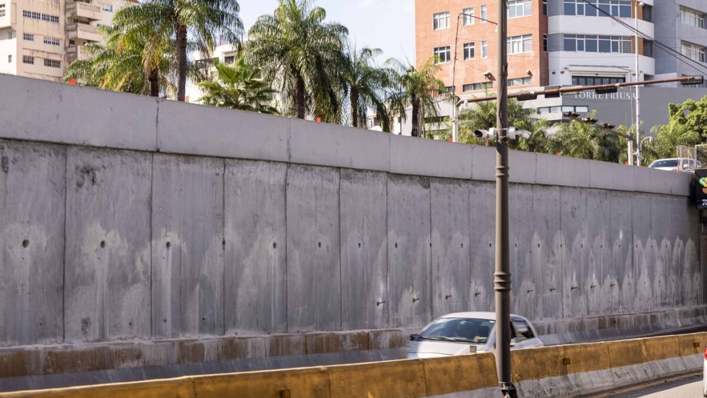 Government executes preventive measures on overpasses on 27