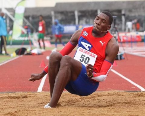 Hechevarría and Odelín head towards the Indoor World Athletics Championships