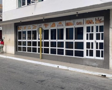 In Matanzas the bakery ovens are turned off and the workers are left without jobs