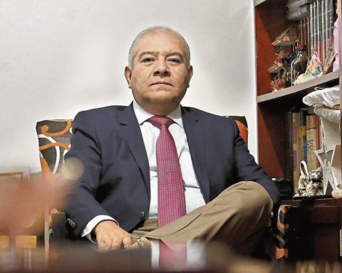 “It was not a coincidence”: Ollanta Humala's lawyer accuses political maneuver after leak of cell photos