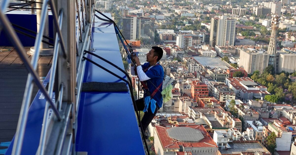 January destroys more than 8,100 jobs and deletes 5,800 employers registered with the IMSS