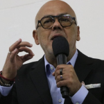 Jorge Rodríguez shows possible "measures of grace or pardon" for those excluded from the amnesty