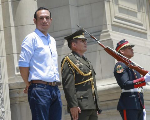 José Jerí: Prosecutor of the Nation does not rule out seizing the former president's cell phone