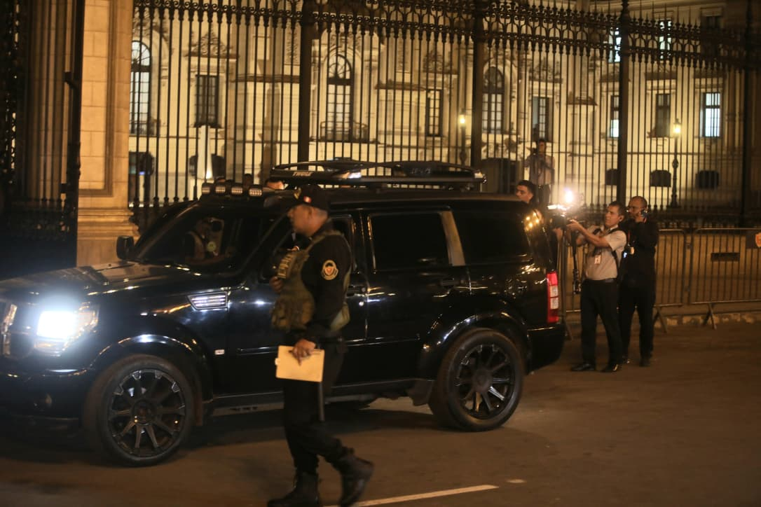 José Jerí leaves the Government Palace after being censured by Congress: this was his departure