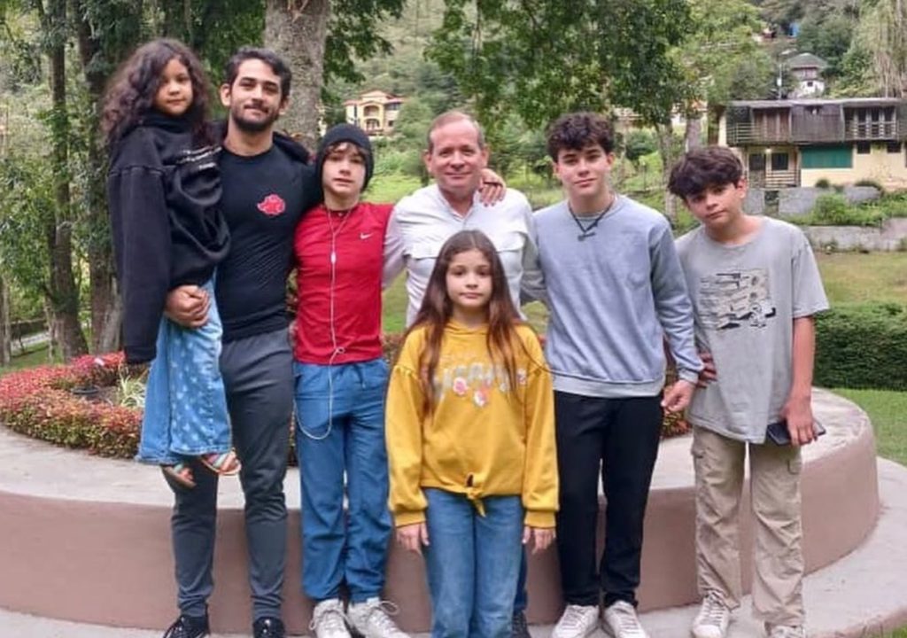 Juan Pablo Guanipa received a visit from his children after months of detention in Venezuela