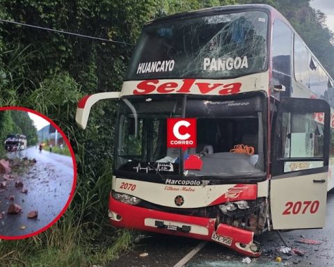 Junín: rock slide causes impact of two interprovincial buses on Carretera Central