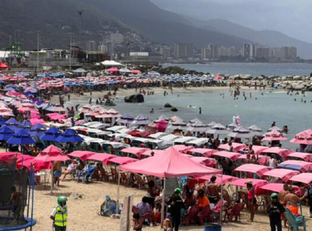 La Guaira registers more than 97% beach occupancy during the first days of Carnival