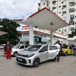 Labor and teaching adjustments, stoppage of investments and suspension of transportation: first effects of the fuel crisis