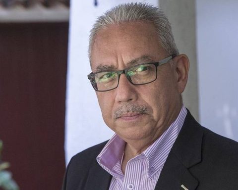 Lawyer Joel García questioned that the amnesty draft is limited to specific dates: "Excludes all persecution history"