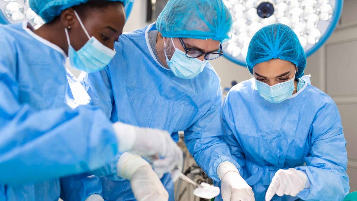 Learn about tumor removal surgery with an awake patient