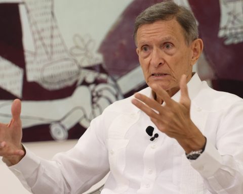 Luis Abinader receives invitation from Donald Trump to participate in summit