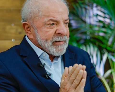 Lula calls for mobilization against "industry of telling lies"