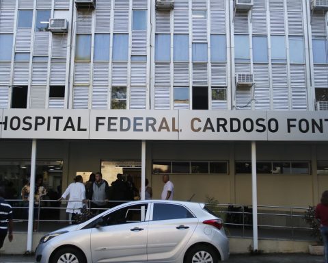 Lula opens emergency at public hospital in Rio de Janeiro