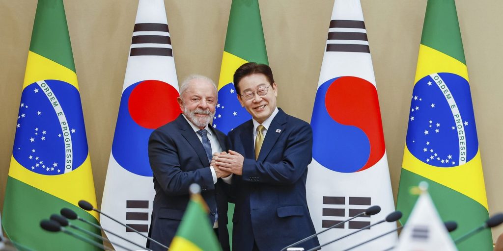 Lula says it's worth "any sacrifice" to arrest criminal tycoons