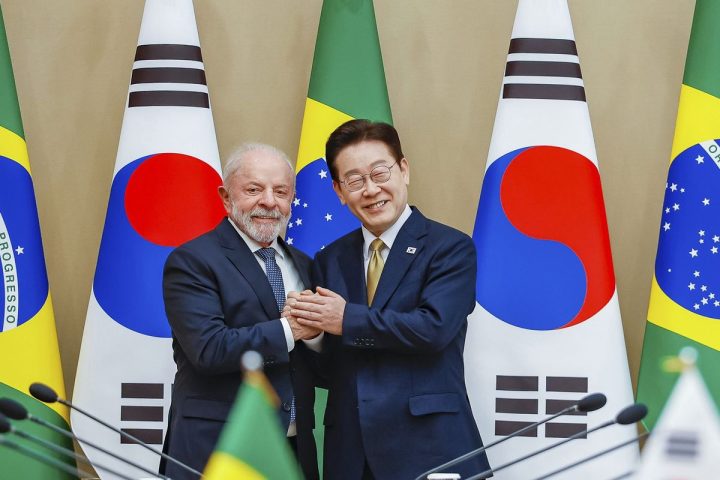 Lula says it's worth "any sacrifice" to arrest criminal tycoons