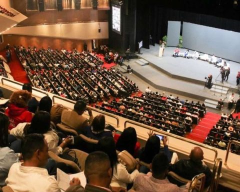 Maduro Guerra asked for maximum trust and national unity