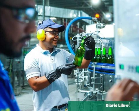 Manufacturing activity improves in January, according to IMAM