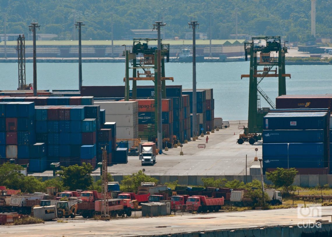 Mariel Container Terminal will charge in dollars for imports from non-state economic actors