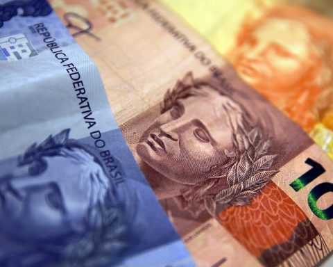 Market reduces inflation forecast to 3.95% this year