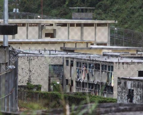 “Massive” releases reported at El Rodeo I prison