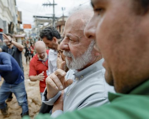 Material losses will be recovered, says Lula on visit to Minas Gerais