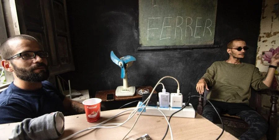 Ernesto Ricardo Medina y Kamil Zayas Pérez, integrantes de El4tico