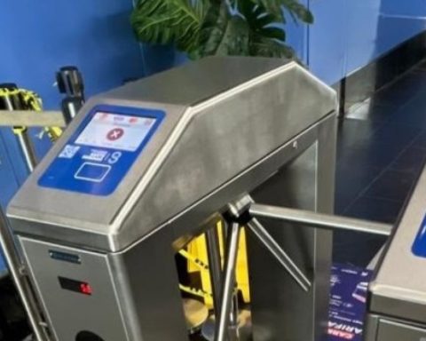 Metro Guide: in which stations it is available to pay by card