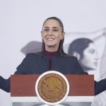 Mexico opens the door to an air bridge with Cuba after sending humanitarian aid