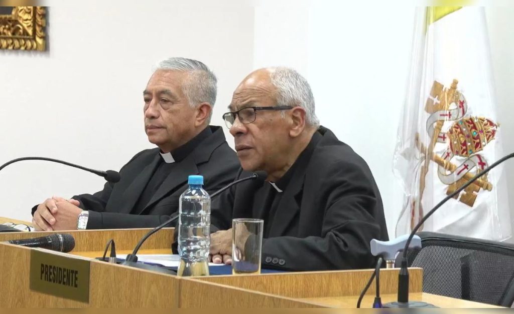Monsignor Carlos García: “I hope the Lord has mercy and gives us candidates that Peru needs for a healthy government”