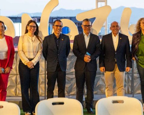 More than 6,400 people requested benefits from the Amnesty Law