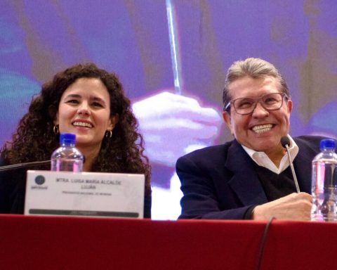 Morena asks deputies for unity and loyalty; prepares rules for 2027