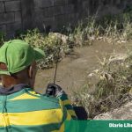 Mud, weeds and danger: the state of the southern sidewalk of Guarocuya