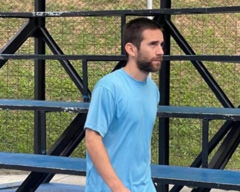 Nahuel Gallo's wife demands his immediate release: "440 days have passed without a call"