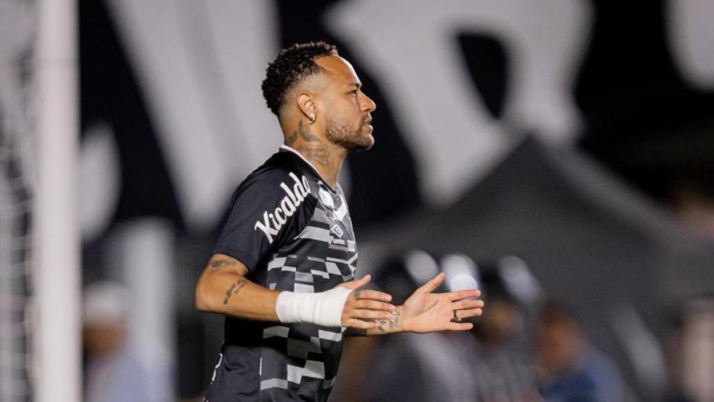 Neymar returns and Santos scores and secures a place in the Paulista quarterfinals