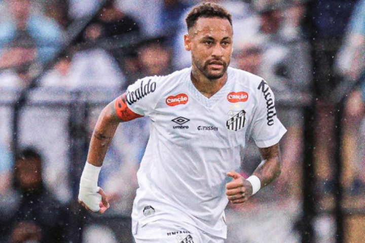 Neymar's all-out defense