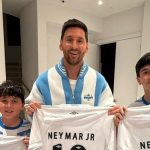 Neymar's great detail for Messi and his children
