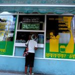 Official inflation falls in Cuba amid historic collapse of the peso