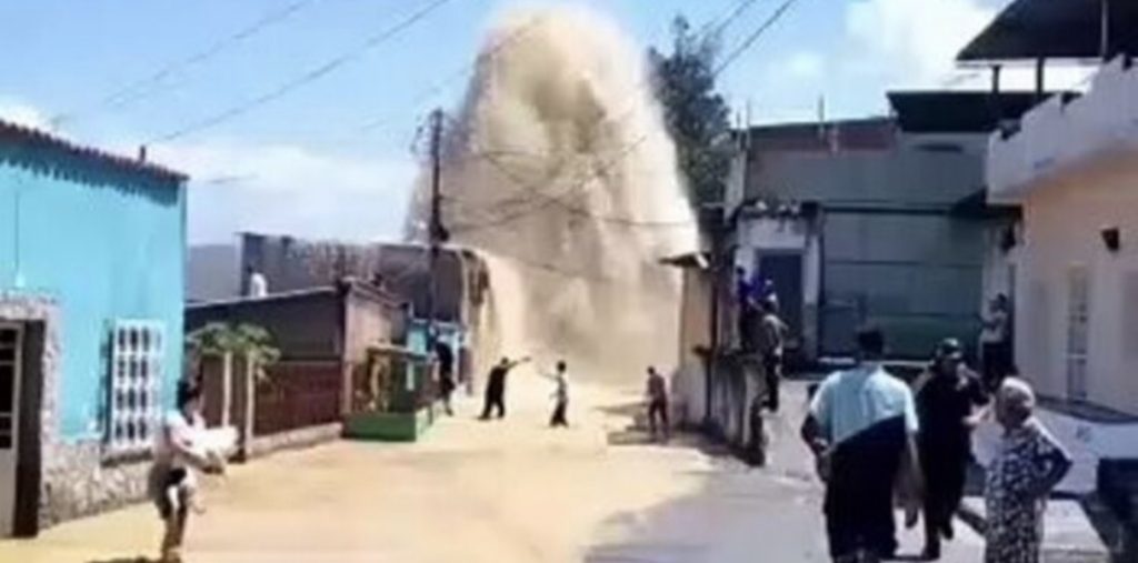 One dead and five injured due to a main pipe break in Santa Teresa del Tuy