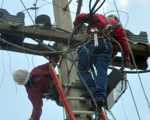 PLD: funcionarios “se pasan la pelota” tras dos apagones nacionales en menos de 4 meses