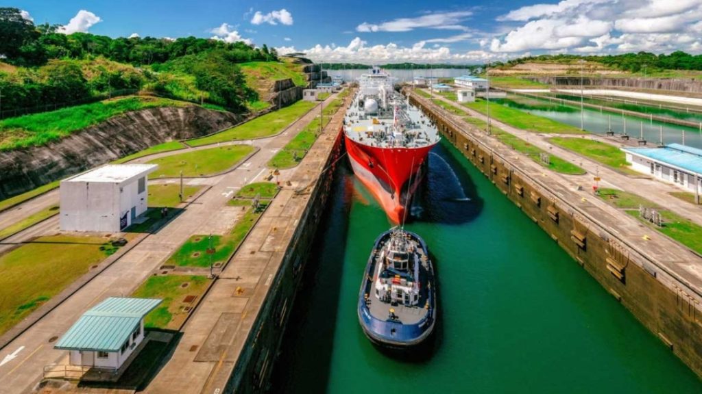 Panama ensures transit, DR captures value