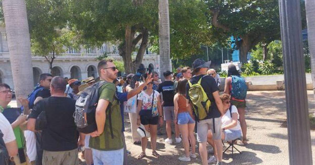 Panic spreads among Canadians due to the cancellation of all flights to Cuba