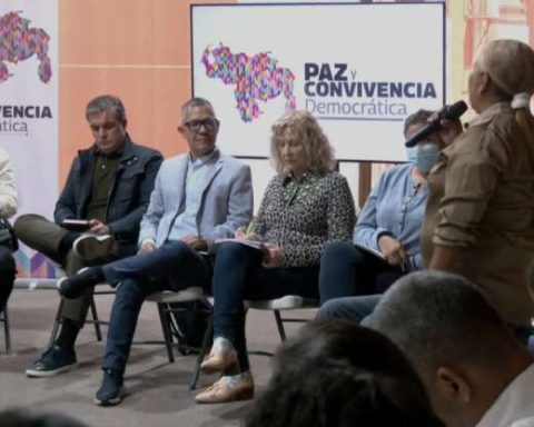 Peace Program receives contributions from tenant and peasant movements