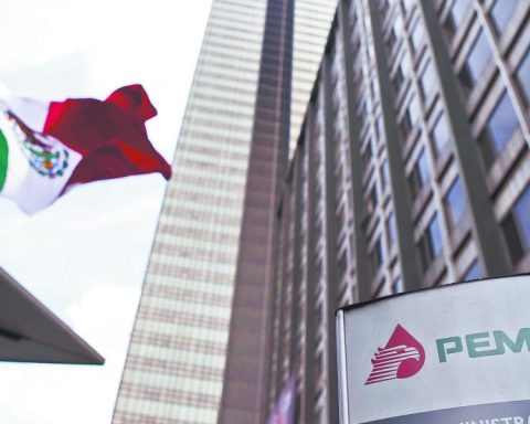 Pemex returns to the BMV after 5 years of absence
